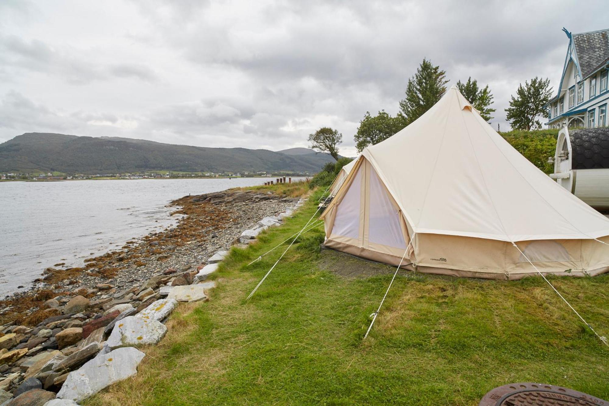 Sandtorgholmen Glamping Exterior photo